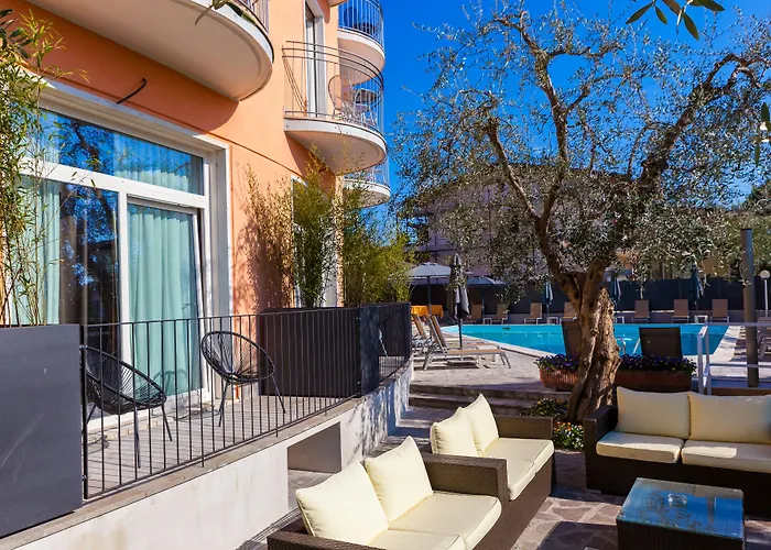 Art Ventaglio 바르돌리노