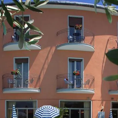 Hotel Art Ventaglio Bardolino